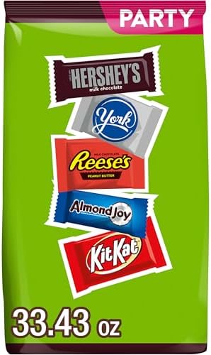 Hershey Assorted Chocolate Flavored Snack Size, Candy Party Pack, 33.43 oz