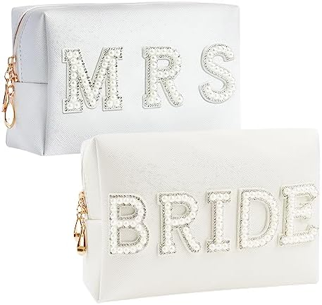 2PCS Bride to be Patch Letter Makeup Bag Bridal Shower Gifts for Engagement Wedding Bachelorette Bridesmaid Gifts for Bride Mrs Pearl Rhinestone Travel Bag White PU Leather Make Up Bag Pouch for Purse
