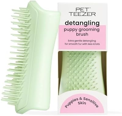 Pet Teezer by Tangle Teezer Puppy Essential Dog Brush, with Extra Soft Teeth for Gentle Grooming on Wet or Dry Fur, Mint