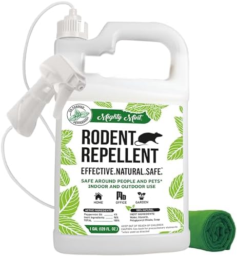 Mighty Mint Gallon (128 oz) Rodent Natural Peppermint Oil Spray with Cloth