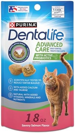 Purina DentaLife Made in USA Facilities Cat Dental Treats, Savory Salmon Flavor - (Pack of 10) 1.8 oz. Pouches