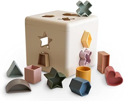 mushie Shape Sorting Box | Educational Learning Toy for Toddlers with 12 Shapes | Made in Denmark (10+ Months)