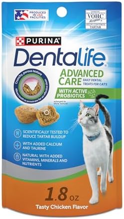 Purina DentaLife Made in USA Facilities Cat Dental Treats, Tasty Chicken Flavor - (Pack of 10) 1.8 oz. Pouches