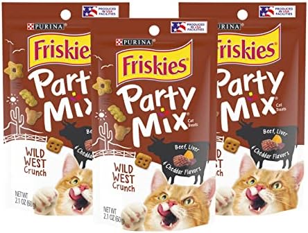 Purina Friskies Party Mix Cat Treats, Wild West Crunch, Made with Beef, Liver & Cheddar Flavors, Bite-Sized & Crunchy, Adult Cat Treats, 2.1 OZ Pouch (Pack of 3)