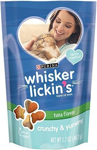 Purina Whisker Lickin's Tuna Flavor Crunchy & Yummy Cat Treats, 1.7 Ounce Bags (Pack of 8)