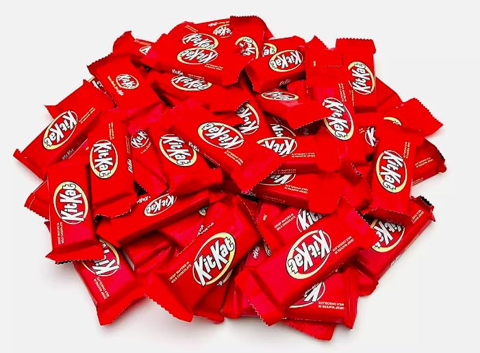 KITKAT Milk Chocolate Mini Candy Bars in Bulk (3 Pound)