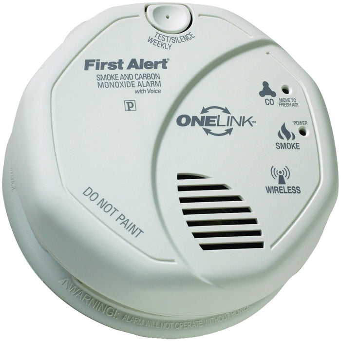 First Alert SCO501CN-3ST Wireless Interconnected Combination Smoke and Carbon Monoxide Alarm with Voice Location, Battery Operated (pack of 1)