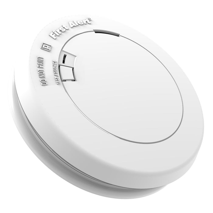 First Alert Slim Photoelectric Smoke Alarm with 10-Year Sealed Battery, PR710, White