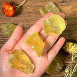 Zenkeeper 1Lb Authentic Raw Citrine Crystal Stone Rough Gemstones Fountain Rocks for Tumbling, Cabbing, Polishing, Wire Wrapping, Wicca & Reiki Crystal Healing