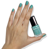 LONDONTOWN Aquamarine Blue Glossy Nail Polish, Tropic lakur, Vegan Chip-Resistant Long-Lasting Nail Lacquer, 40 fl oz