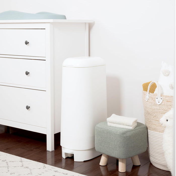 Diaper Genie Signature Gift Set | Includes Easy Roll Refill with 48 Bags | Holds Up to 2256 Newborn Diapers, Plastic