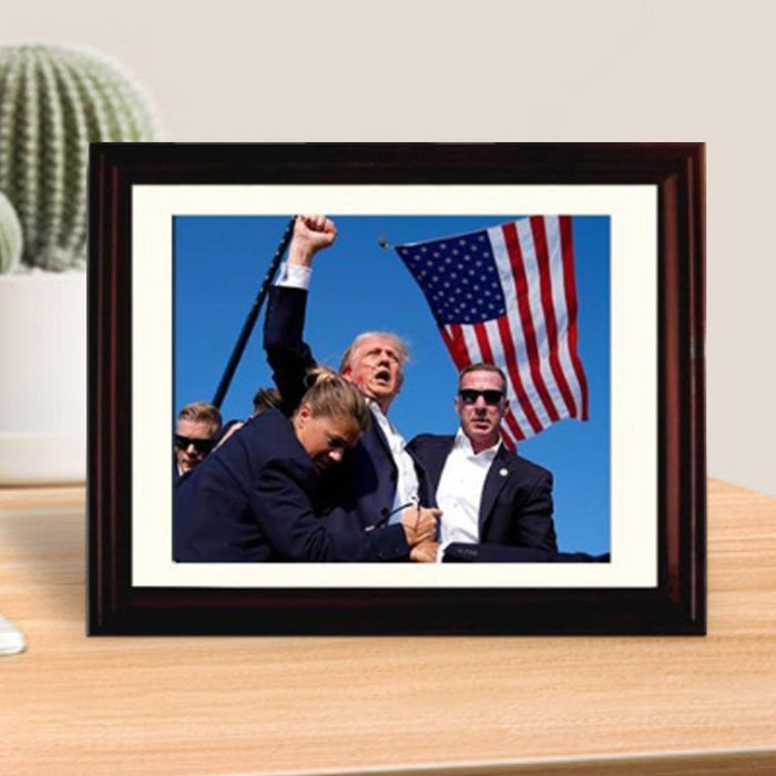 Trump Photo Frame 10"x8" | Trump Assassination Attempt Never Surrender Mugshot Photograph | The President's Man Donald J. Trump Merchandise | Trump Keep Fighting Fist Pump Framed Photo