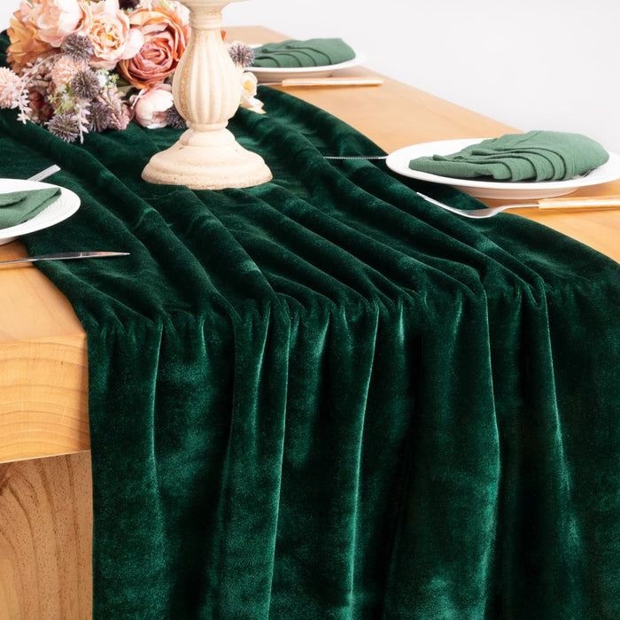 Socomi Emerald Green Velvet Table Runner 20 x 120 Inches 10ft Luxurious Thick Cotton Christmas Thanksgiving Wedding Runner for New Year Bridal Shower