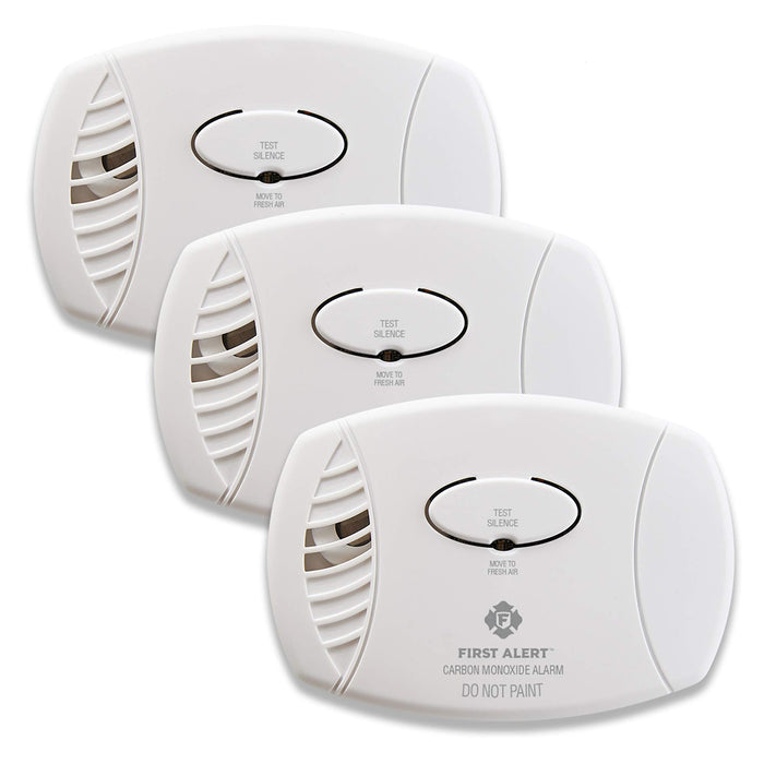 FIRST ALERT Plug-In Carbon Monoxide Detector with Battery Backup, (Pack of 3), CO605
