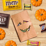 M&M'S Milk Chocolate, M&M'S Peanut, SNICKERS, TWIX & MILKY WAY Milk Chocolate Individually Wrapped Halloween Candy Trick or Treat Variety Pack, 200 Ct Bulk Bag