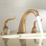 LightInthebox® Bathroom Sink Faucet with 2 Handles 3 Holes Antique Brass Bathroom Vanity Faucet Basin Mixer Tap Faucet Matching Metal Pop-Up Drain Assembly