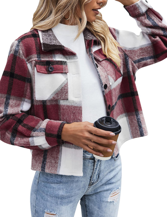 Zeagoo Flannels for Women Cropped Plaid Jacket Button Down Shacket Shirt Oversized Fall Coat Jacket Christmas