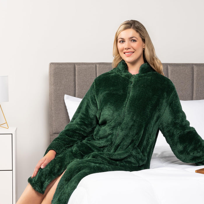 PAVILIA Womens Housecoat Zip Robe, Sherpa Zip Up Front Robe Bathrobe, Fuzzy Warm Zipper House Coat Lounger for Women Ladies Elderly with Pockets, Fluffy Fleece Long - Emerald Green (Large/X-Large)