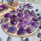 QINJIEJIE 20 PCS Natural Heart Amethyst Crystal Polished Healing Crystals Mini Cute Stones Pocket Healing Palm Love Gemstones Bulk Set Wholesale Reiki Energy Balancing Meditation Valentine's Day Gift