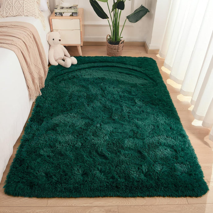 Merelax Soft Modern Indoor Shaggy Area Rug for Bedroom Livingroom Dorm Kids Room Home Decorative, Non-Slip Plush Fluffy Furry Fur Rugs Comfy Nursery Accent Floor Carpet 5x8 Feet, Christmas Green