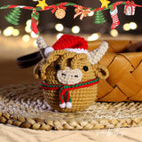 Christmas Crochet Kit for Beginners - Christmas Highland Cow Starters Crochet Kit, Beginners Crocheting Kitting for Adults Kids, Christmas Craft Gifts with Crochets Yarns, Hook, Step-by-Step Video