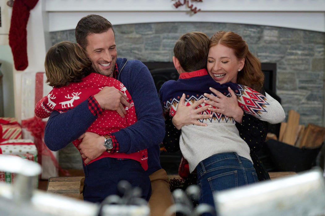 Hallmark 4-Movie Collection: Ms. Christmas Comes to Town, Navigating Christmas, A Season For Family, The Secret Gift of Christmas