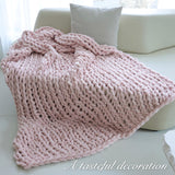 Maetoow Chenille Chunky Knit Blanket Throw （40×50 Inch）, Handmade Warm & Cozy Blanket Couch, Bed, Home Decor, Soft Breathable Fleece Banket, Christmas Thick and Giant Yarn Throws, Light Pink