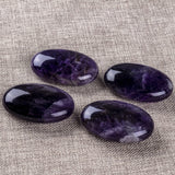 UFEEL Amethyst Palm Stone Crystal - Natural Chakra Therapy Polished Healing Crystal Oval Pocket Gemstone for Anxiety Stress Relief