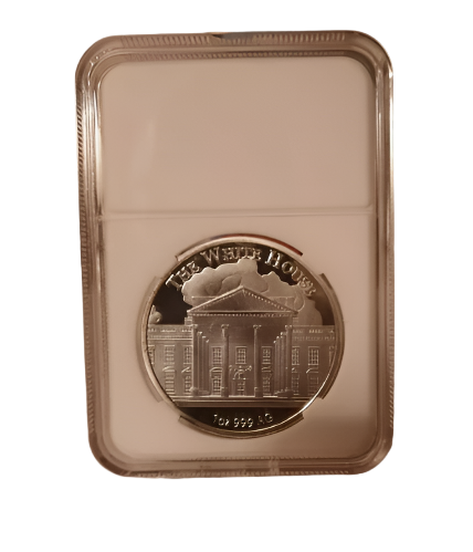 Donald Trump 1oz. Silver History in Your Hands 45th Pres. White House