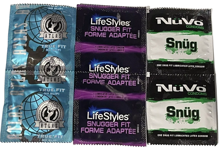 LIFESTYLES 24 Small Snugger Tight Fit Lubricated Bulk Condoms Sampler Pack