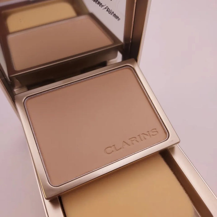 Clarins Everlasting Compact Long-Wearing & Comfort Foundation #105 NUDE - 10 g