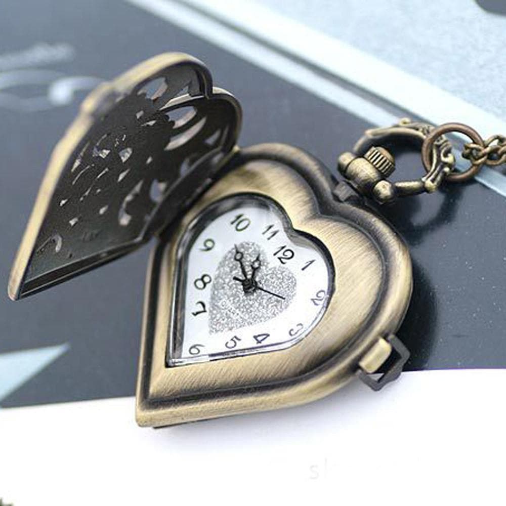Fashion Hollow Heart Gold Hollow Quartz Heart Shaped Pocket Watch Necklace Pendant Chain Clock Women Gift High Quality