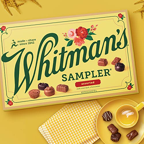 Whitman's Sampler Gift Box of Assorted Chocolates, 36 Ounce (72 Pieces)