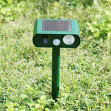 Animal Repellent Solar Powered Ultrasonic Animal Repellent Motion Sensor and Flashing Light Outdoor Weatherproof Farm Garden Lawn for Cat Dog Coyote Bird Skunk Snake Raccoon Rabbit Squirrel