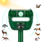 1Pcs Ultrasonic Animal Repellent Outdoor Solar Animal Repeller Waterproof with Motion Detection&Strobe Flashing Light Sensor for Cat,Deer,Skunk Repellent Devices Deterrent for Yard