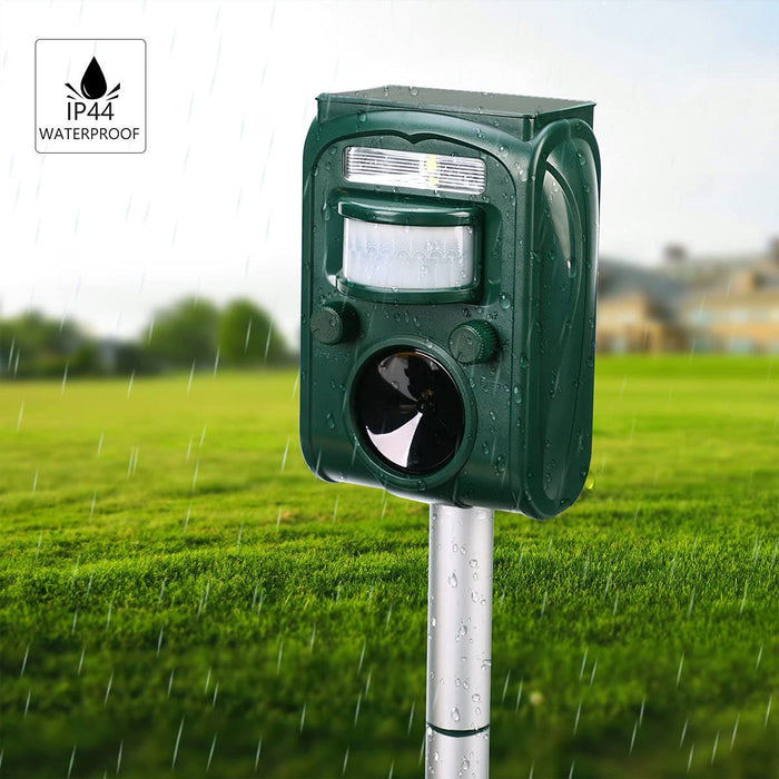 FAYINWBO Solar Ultrasonic Animal Repeller, Cat Repellent, Motion Detection, Siren and Flash Repel. Dog, Squirrel, Deer, Raccoon, Skunk, Rabbit, Fox, etc