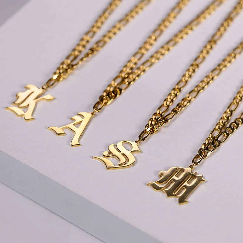 Vintage Initial Letter Necklace For Women Gold Stainless Steel Pendant Necklace Fashion Old English Font Jewelery Women Choker