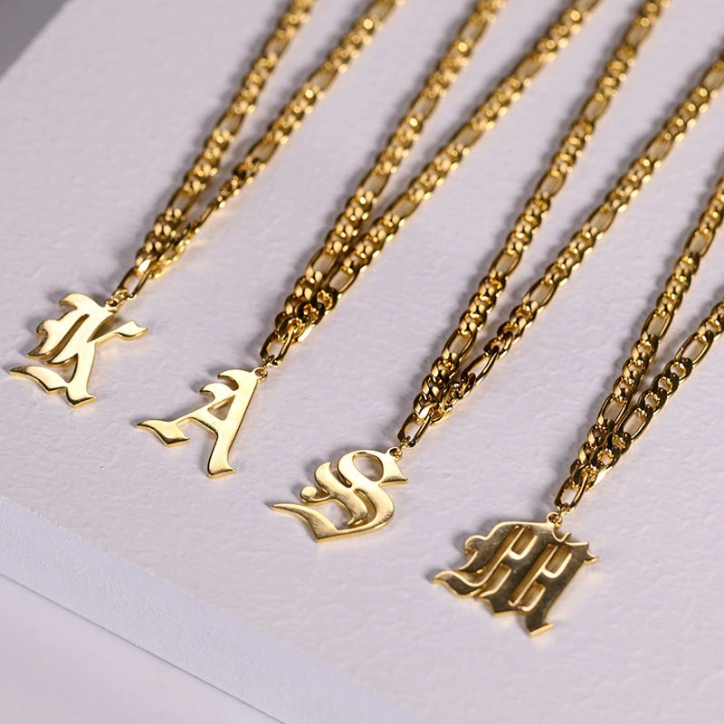 Vintage Initial Letter Necklace For Women Gold Stainless Steel Pendant Necklace Fashion Old English Font Jewelery Women Choker