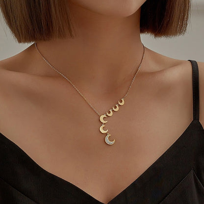 Moon Necklaces Women Chain Charm Stainless Steel Delicate Retro Pendant Necklace Creative Charm Glamour Bridal Jewelry